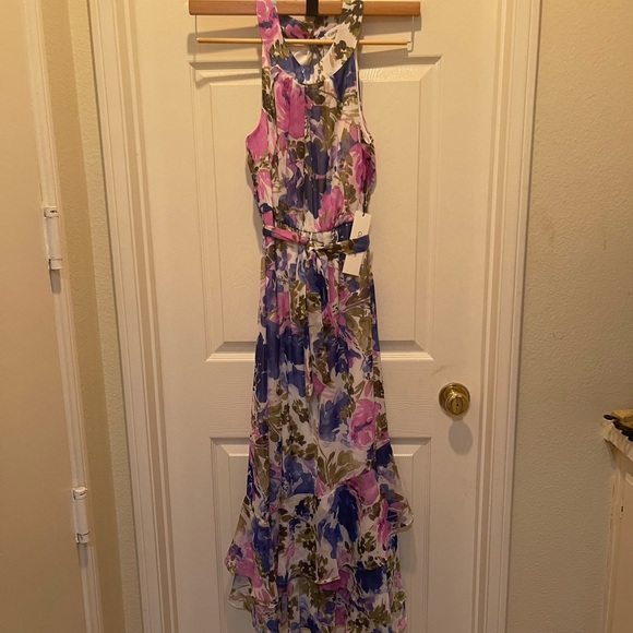 Floral Halter Maxi Dress
CALVIN KLEIN - Picture 2 of 8
